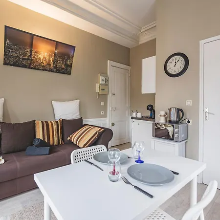 Taittinger 511 Apartment *